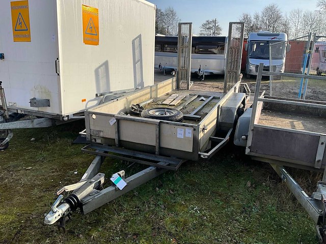 2013 peters aanhangwagen - afbeelding 1 van  7