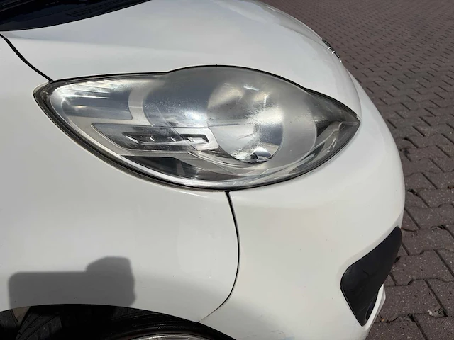 2013 peugeot 107 1.0 access basic personenauto - afbeelding 7 van  42