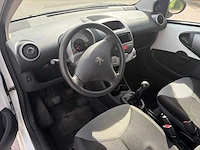 2013 peugeot 107 1.0 access basic personenauto - afbeelding 11 van  42