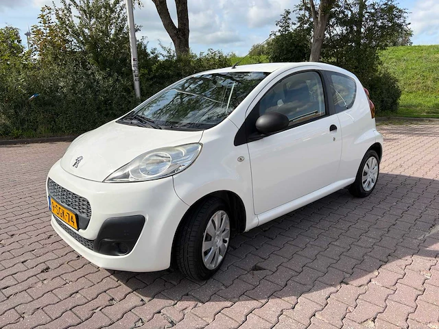 2013 peugeot 107 1.0 access basic personenauto - afbeelding 1 van  42