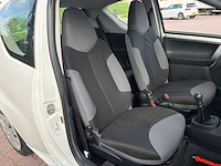 2013 peugeot 107 1.0 access basic personenauto - afbeelding 26 van  49