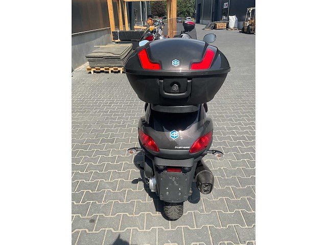 2013 piaggio - mp3 500 lt sport - motorcycle - afbeelding 16 van  17