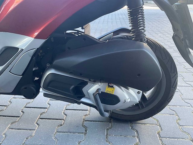 2013 piaggio - mp3 yourban 300 - motorcycle - afbeelding 9 van  13