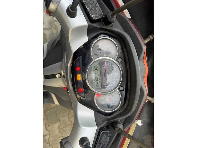 2013 piaggio mp3 300 lt motorfiets / scooter - afbeelding 8 van  9