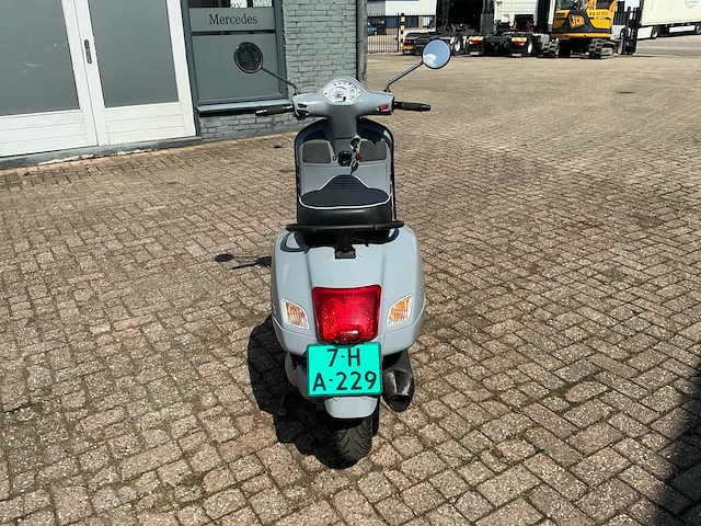 2013 piaggio vespa gts300 motorfiets - afbeelding 4 van  10