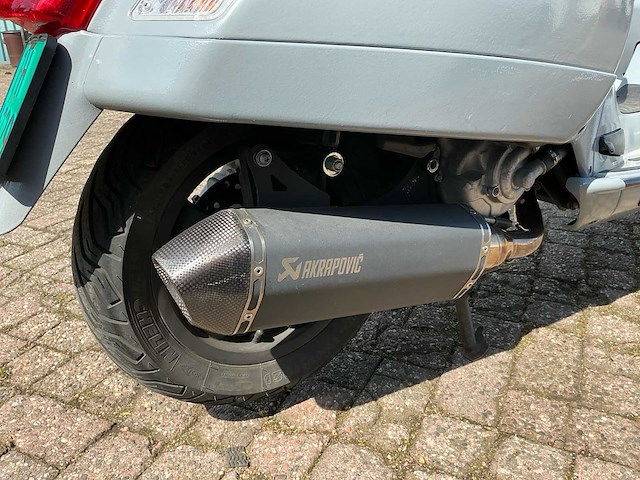 2013 piaggio vespa gts300 motorfiets - afbeelding 8 van  10