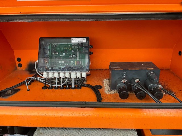 2013 rasco solid x 4.0 vhp5 zoutstrooier - afbeelding 27 van  43