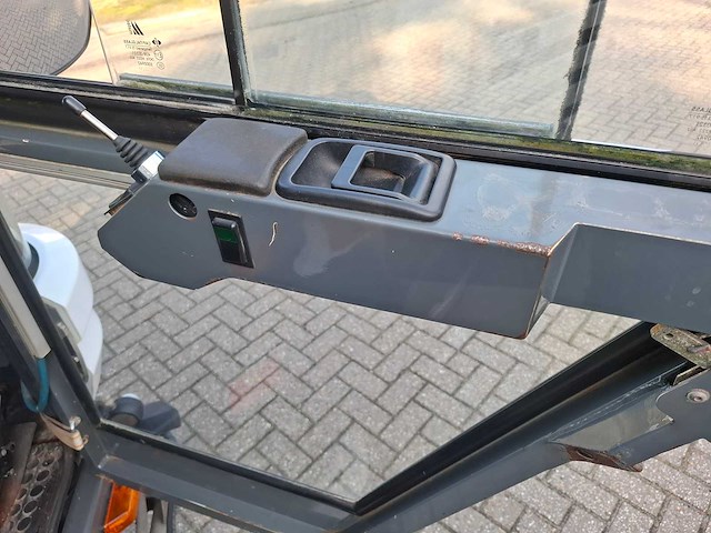 2013 ravo 530 straatveegmachine - afbeelding 6 van  20