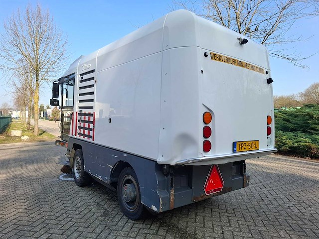 2013 ravo 530 straatveegmachine - afbeelding 14 van  20