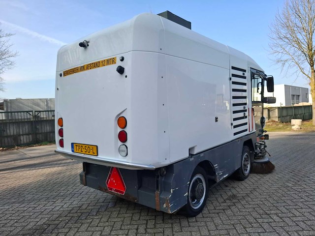 2013 ravo 530 straatveegmachine - afbeelding 15 van  19