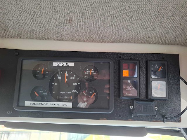 2013 ravo 530 straatveegmachine - afbeelding 16 van  19