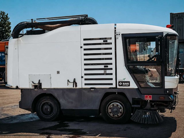 2013 ravo 540st euro 5 road and yard sweeper - afbeelding 23 van  27