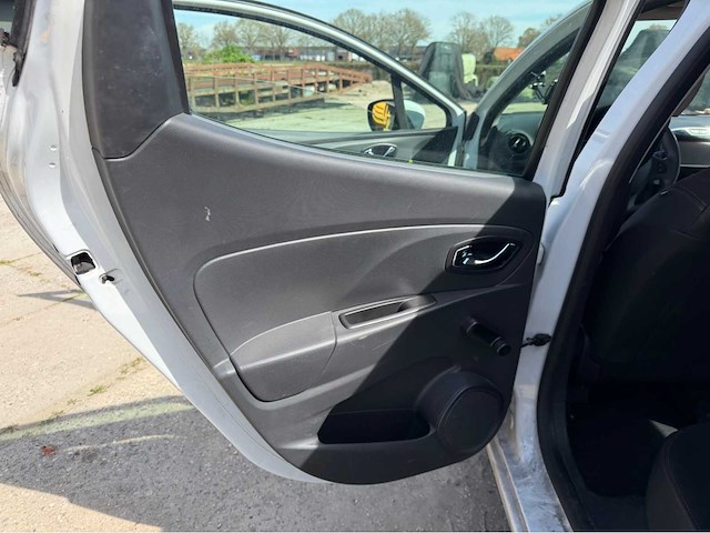 2013 renault clio personenauto - afbeelding 10 van  39