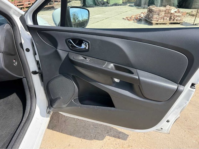 2013 renault clio personenauto - afbeelding 2 van  31