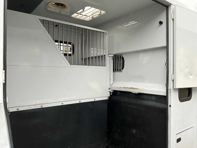 2013 renault master 150dci horsetruck met chardron opbouw vpn-63-p - afbeelding 14 van  45