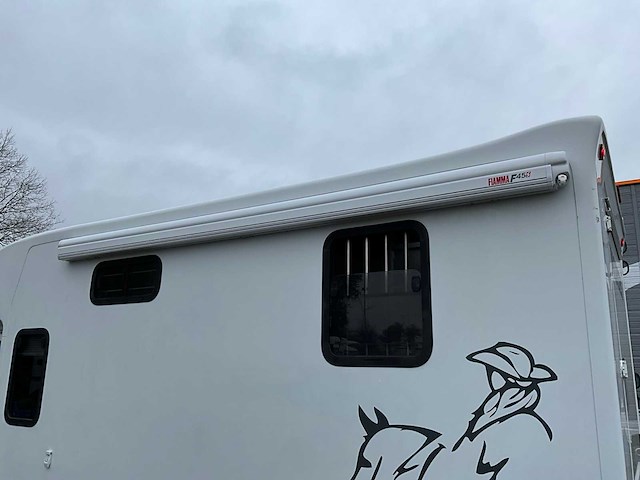 2013 renault master 150dci horsetruck met chardron opbouw vpn-63-p - afbeelding 16 van  45