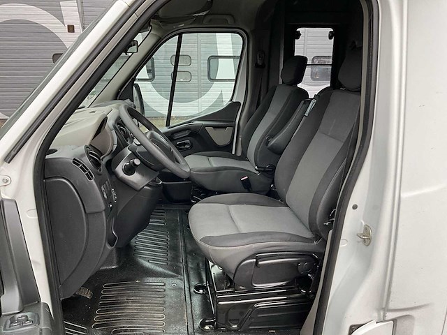 2013 renault master 150dci horsetruck met chardron opbouw vpn-63-p - afbeelding 22 van  45