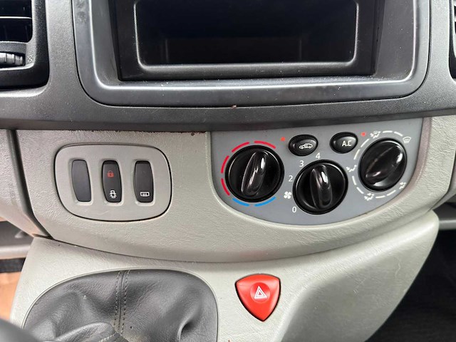 2013 renault trafic bedrijfswagen - afbeelding 9 van  12