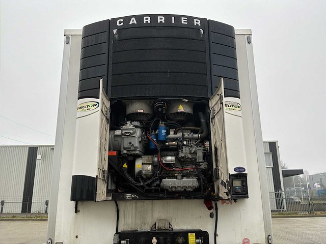 2013 renders roc 16.27 oplegger - afbeelding 22 van  28