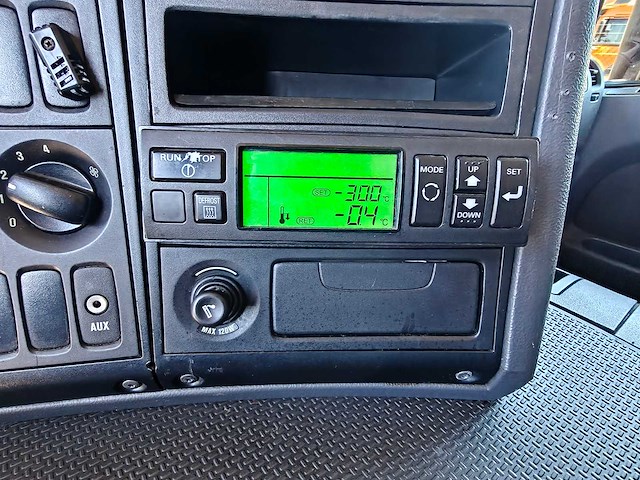 2013 scania p230 vrachtwagen - afbeelding 38 van  56