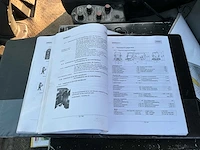 2013 schmidt compact 200 zelfrijdende veegmachine – 2-borstelsysteem – airco – camera – nl kenteken - afbeelding 25 van  32