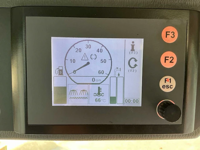2013 schmidt compact 200 zelfrijdende veegmachine – 2-borstelsysteem – airco – camera – nl kenteken - afbeelding 17 van  32