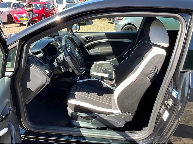2013 seat ibiza sc 1.4 tsi cupra personenauto - afbeelding 28 van  28