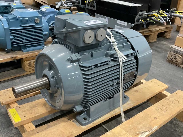 2013 siemens elektromotor - afbeelding 1 van  6