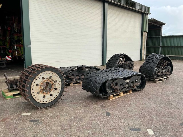 2013 soucy track st700 tractor rupsbanden - afbeelding 1 van  19
