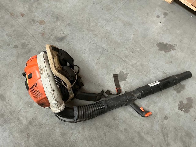 2013 stihl br600 ruggedragen bladblazer - afbeelding 3 van  6