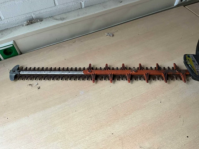 2013 stihl hsa 86 heggenschaar - afbeelding 3 van  5