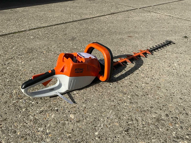 2013 stihl hsa86 heggenschaar - afbeelding 3 van  7