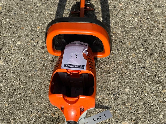 2013 stihl hsa86 heggenschaar - afbeelding 5 van  7