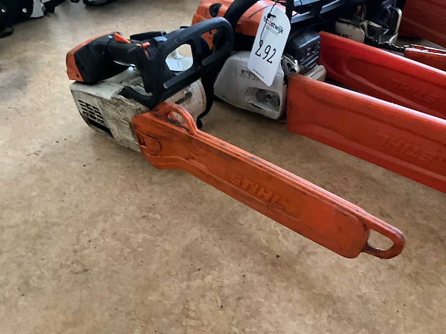 2013 stihl ms 201t kettingzaag - afbeelding 1 van  7