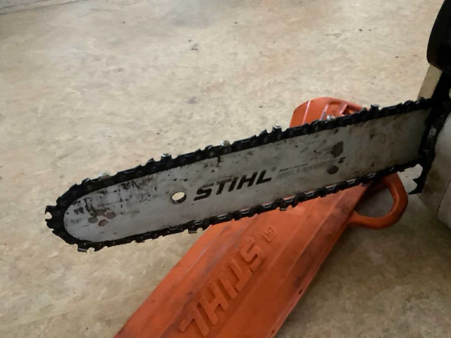 2013 stihl ms 201t kettingzaag - afbeelding 6 van  7