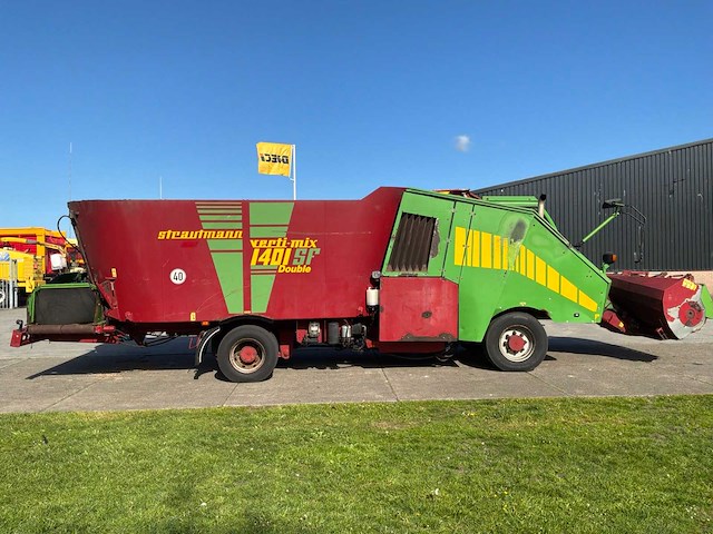 2013 strautmann verti-mix 1401 sf double zelfrijdende voermengwagen - afbeelding 33 van  34