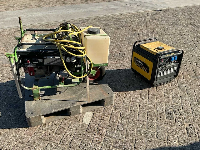 2013 subaru/euromac rg4300-s noodstroomaggregaat (2x) - afbeelding 1 van  19