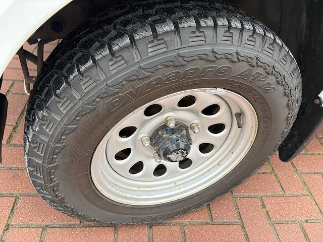 2013 suzuki jimny 1.3 jlx 4x4 bedrijfswagen - afbeelding 19 van  24