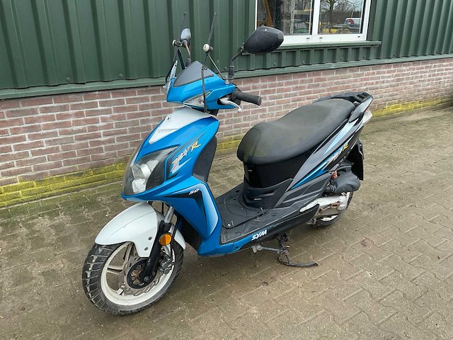 2013 sym jd05w snorscooter - afbeelding 1 van  13