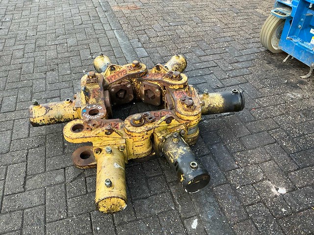 2013 teats 314 heipaalkrimper - afbeelding 1 van  9