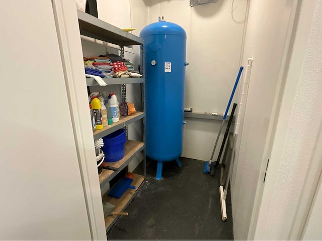 2013 terruggia drukvat / tank (water) - afbeelding 1 van  4