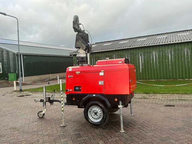 2013 towerlight bled1-1413 bouwlamp - afbeelding 16 van  18