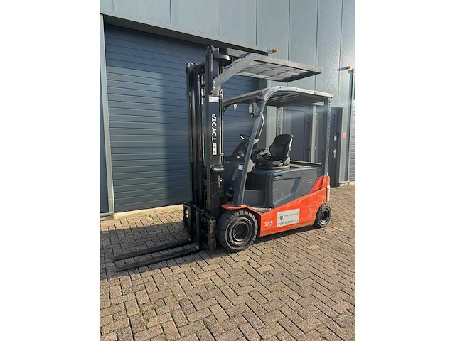 2013 toyota 8fbmt25 vorkheftruck - afbeelding 1 van  13