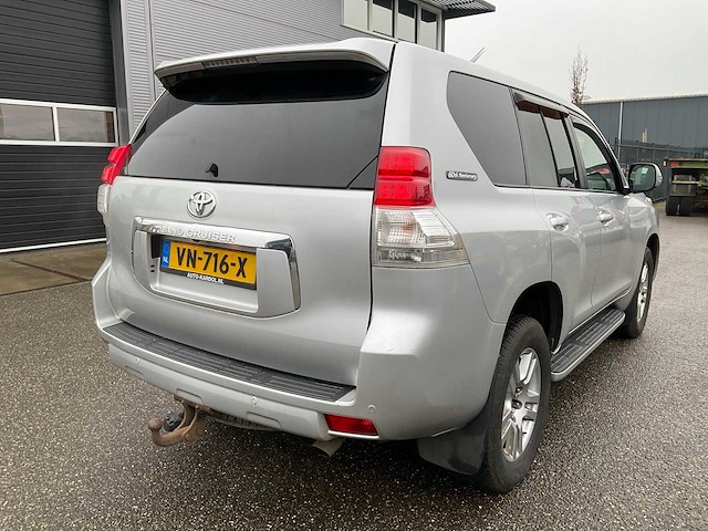 2013 toyota land cruiser bedrijfswagen - afbeelding 18 van  22