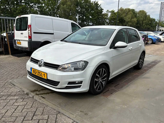 2013 volkswagen golf 1.4 tsi act highline personenauto - afbeelding 1 van  22