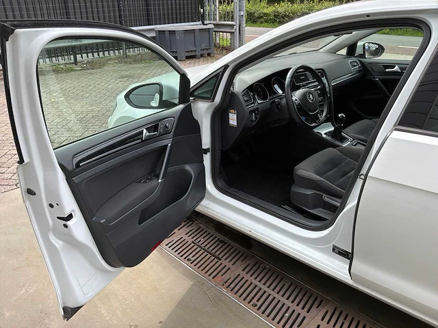 2013 volkswagen golf 1.4 tsi act highline personenauto - afbeelding 19 van  22