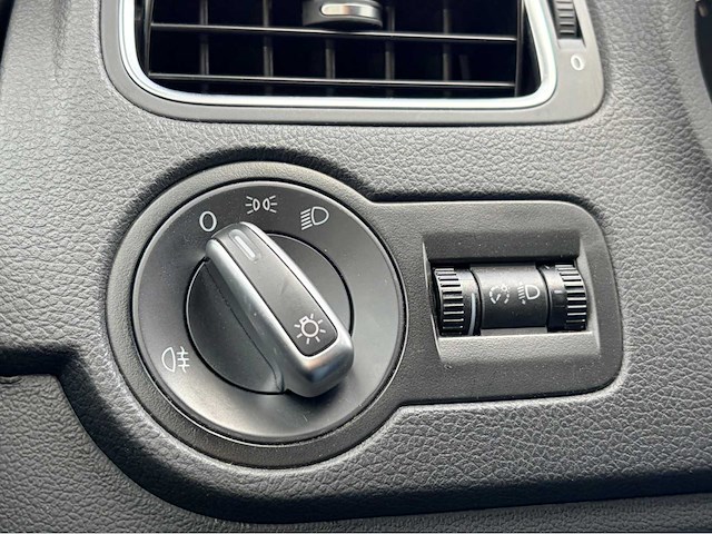 2013 volkswagen polo personenauto - afbeelding 12 van  16