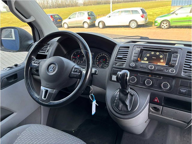 2013 volkswagen transporter : 2.0 tdi l1h1 dc | navi + cruisecontrol | personenauto - afbeelding 4 van  18