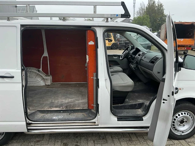 2013 volkswagen transporter 2.0 tdi l1h1 t800 base bedrijfswagen - afbeelding 18 van  19