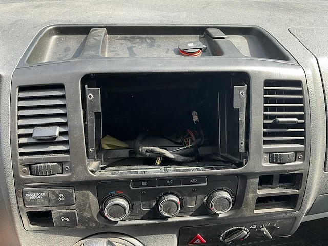 2013 volkswagen transporter kombi 2.0tdi bedrijfswagen 19-zhb-8 - afbeelding 17 van  38